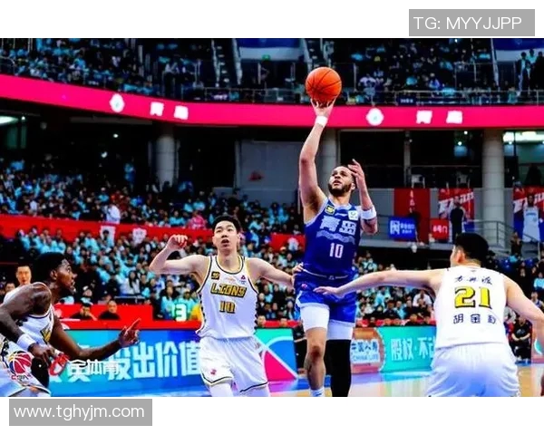 2019年CBA山东队与江苏队激战回顾精彩瞬间与赛场亮点分析