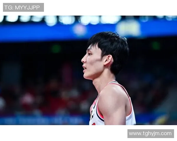 CBA精彩回放山东队对阵上海队的激烈比赛全程录像分析